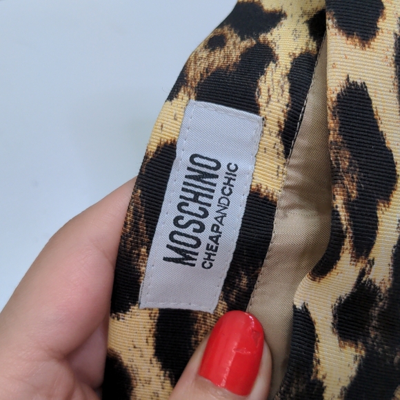 RARE Vintage 90s Moschino off runway leopard skirt 🙀 - Picture 6 of 10